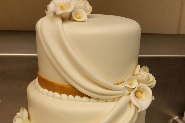 Elegant cake