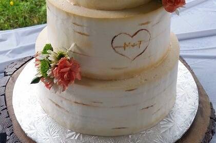 Floral decor on cake