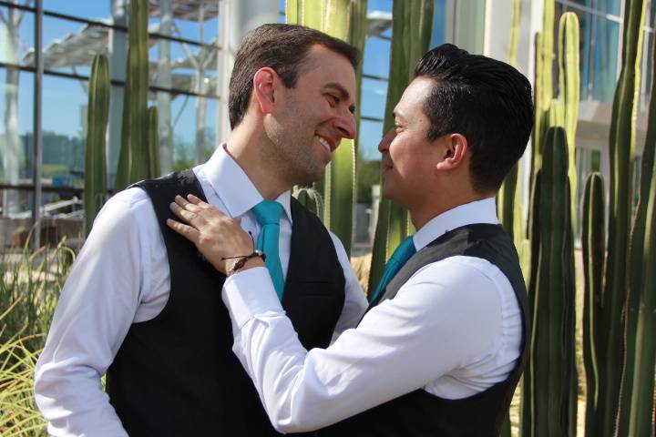 LUIS & MIGUEL