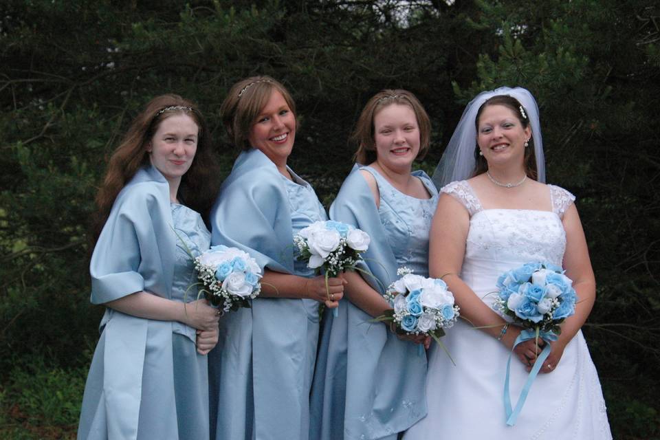 Bride and bridesmaids - Digitalescapes photography