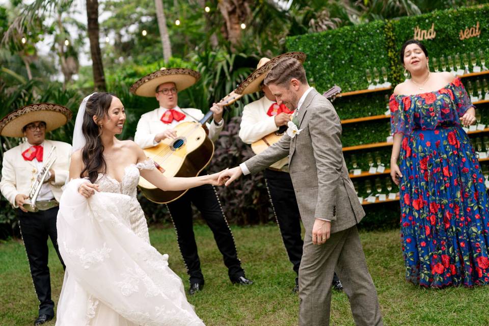 Couple dancing in Mexico