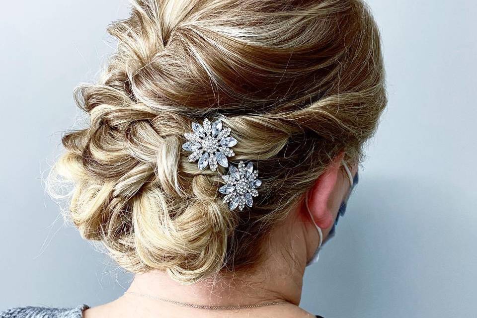 Updo on short hair