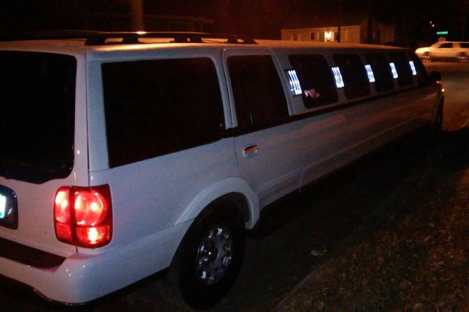 Diamond Limousines 2 Go