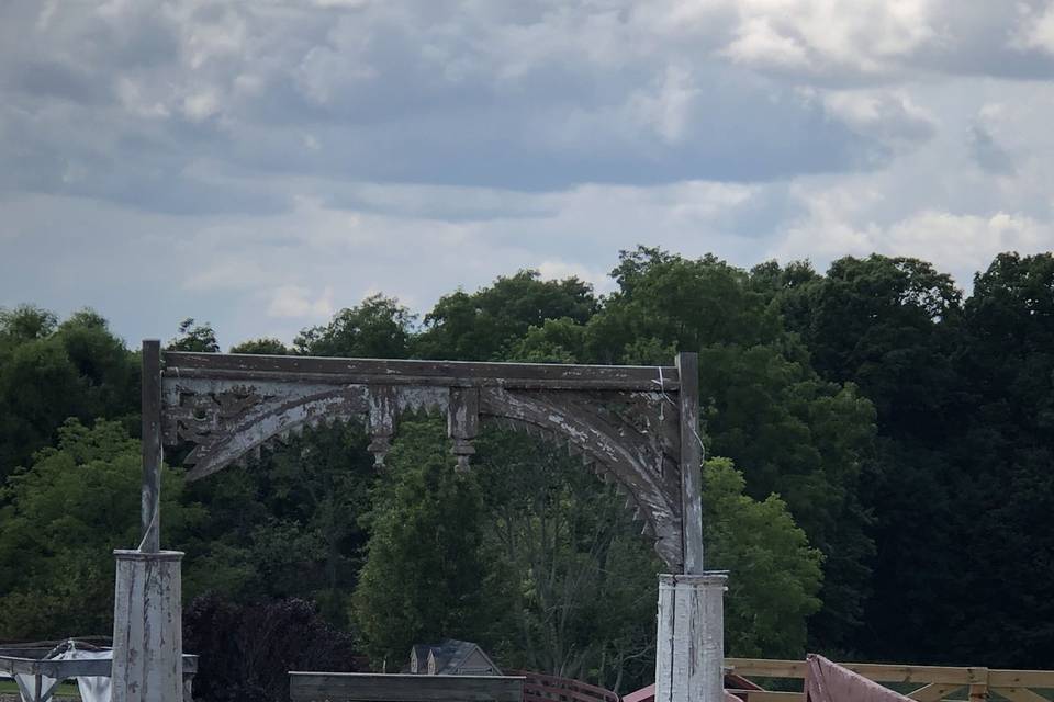 Arch to the ceremony