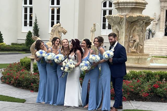 Chateau Nouvelle Bridal Party