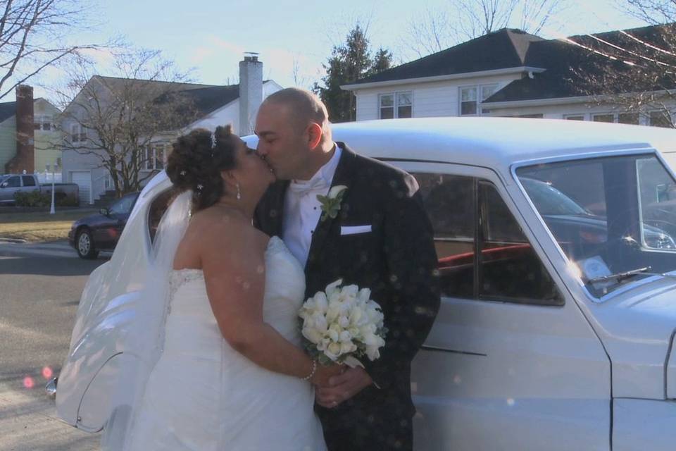 A quick kiss - Videography by Matt