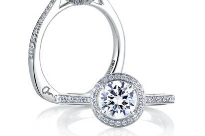 A.JAFFE Halo-Style Designer Engagement Ring with Round Brilliant Center
Style # MES332
Available in Platinum, White, Yellow, or Rose Gold
Can be built with any size or shape center stone.