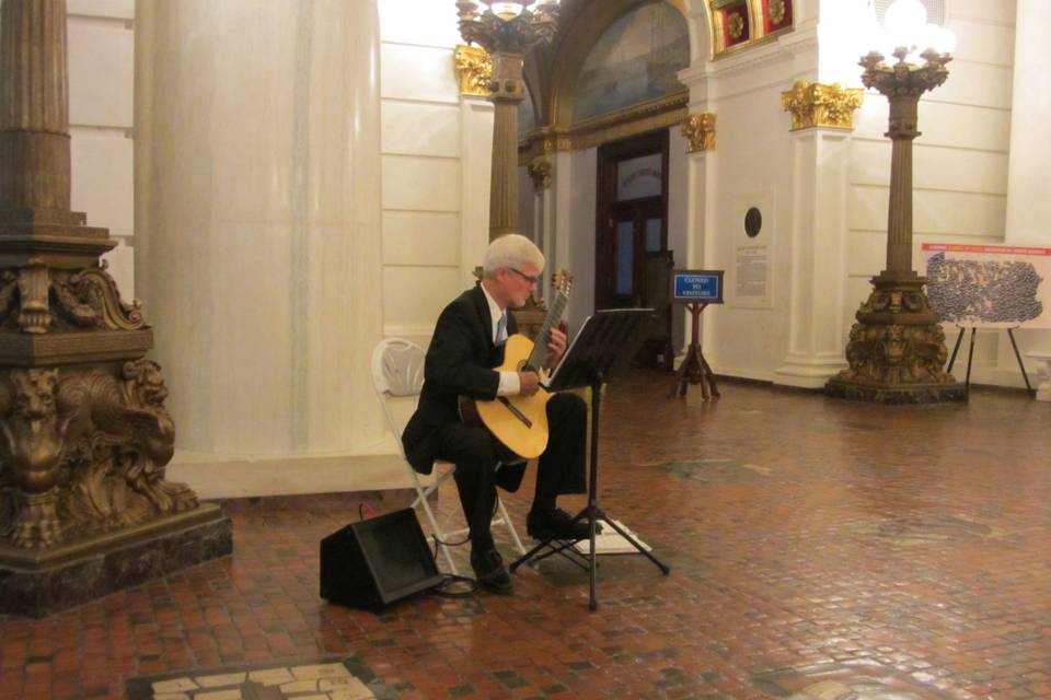 Jonathan Kunkle Classical Guitarist