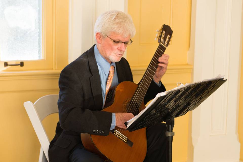 Jonathan Kunkle Classical Guitarist