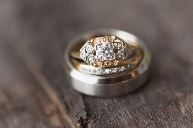 Couple's wedding ring