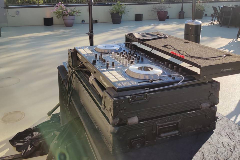 Outdoor DJ