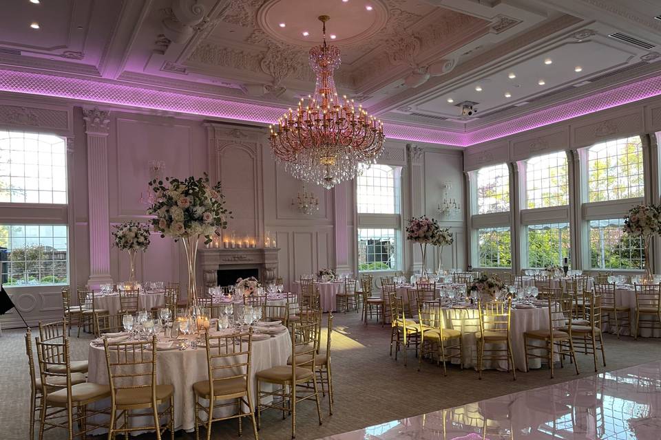 Elegant reception setup