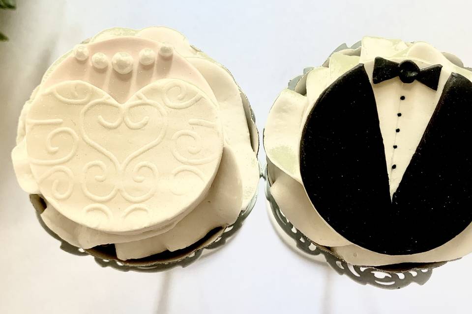 Bride and Groom Cupcakes