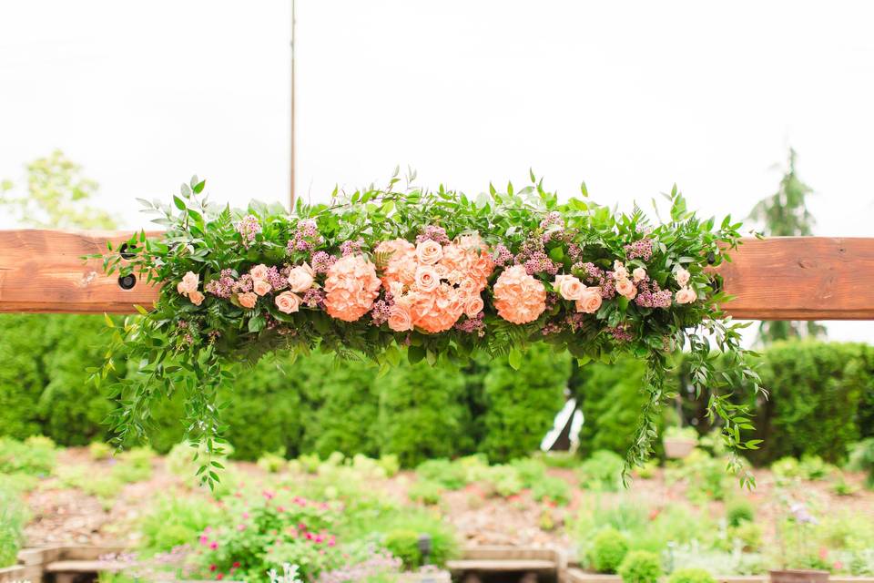 Wedding arch decoration