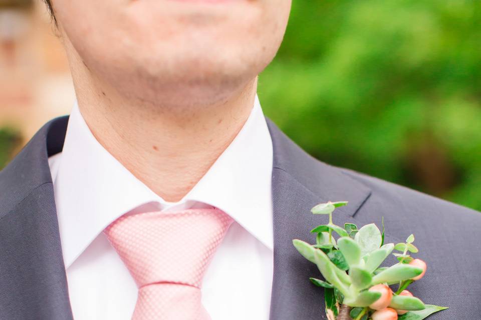 Close up of wedding arch