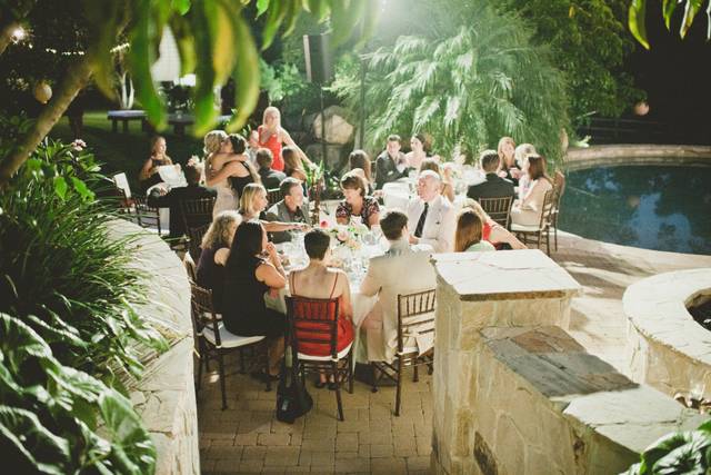 Guests enjoying themselves, by Paul von Rieter Photo