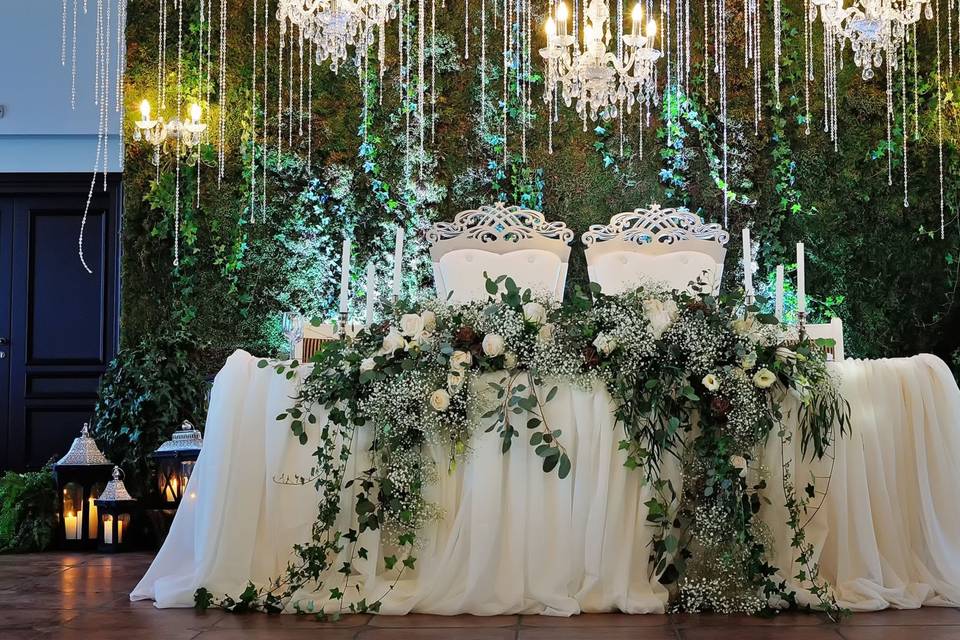 Enchanted Greenery Sweetheart