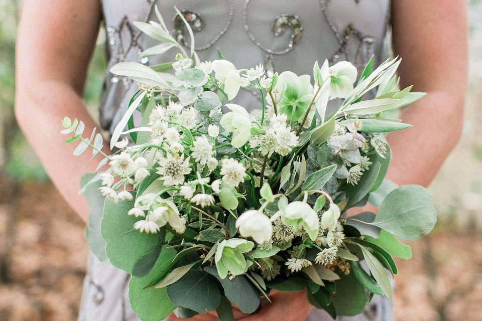 Bridesmaid's bouquet | Image courtesy of Amanda Hartfield Photography