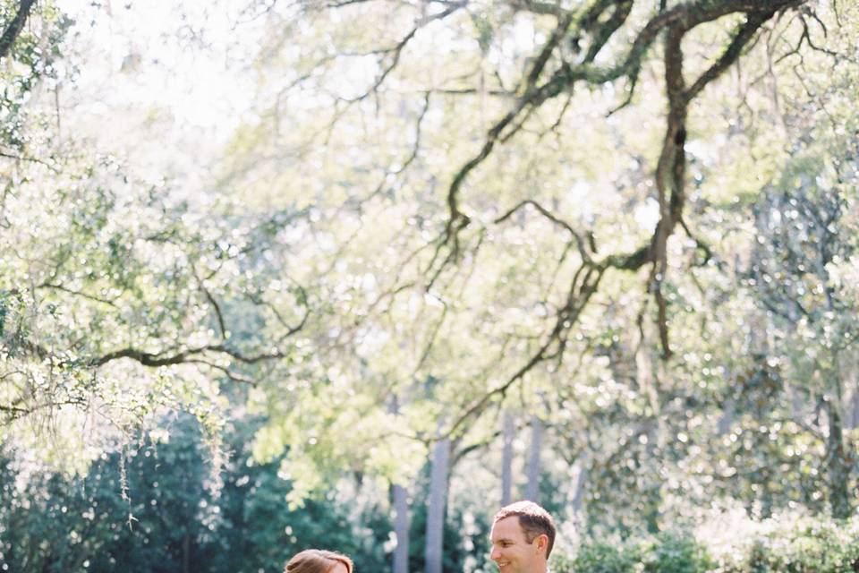 Rachel & Cory wed in Eden Gardens State Park | Image courtesy of Cassidy Carson Photography