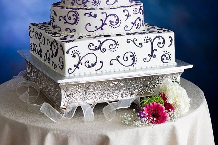 royal blue square wedding cakes