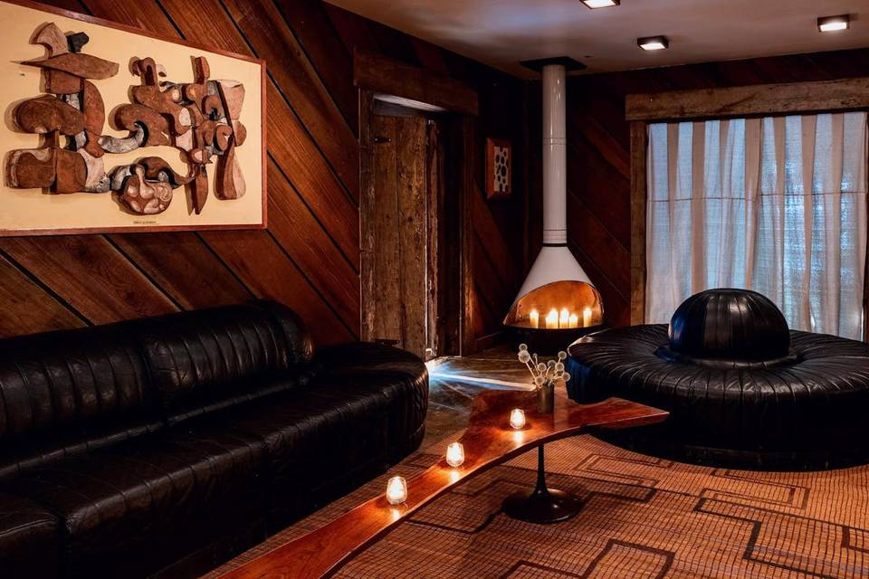 Solstice Lounge