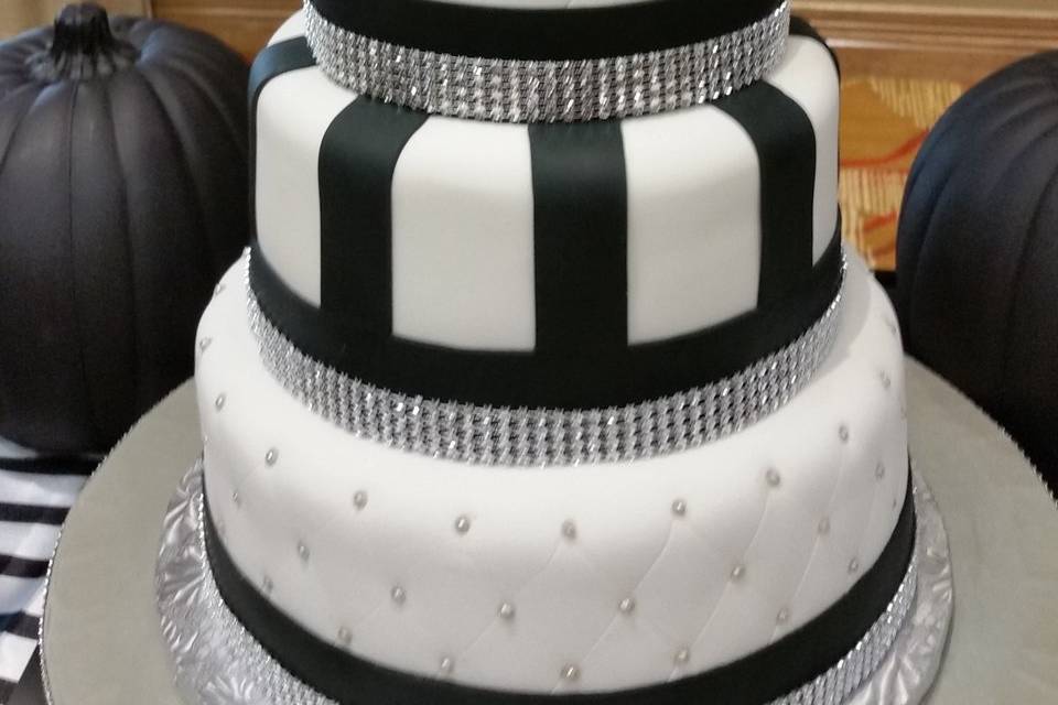 Til wedding cake