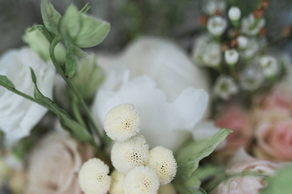 flour! flowers & sweets