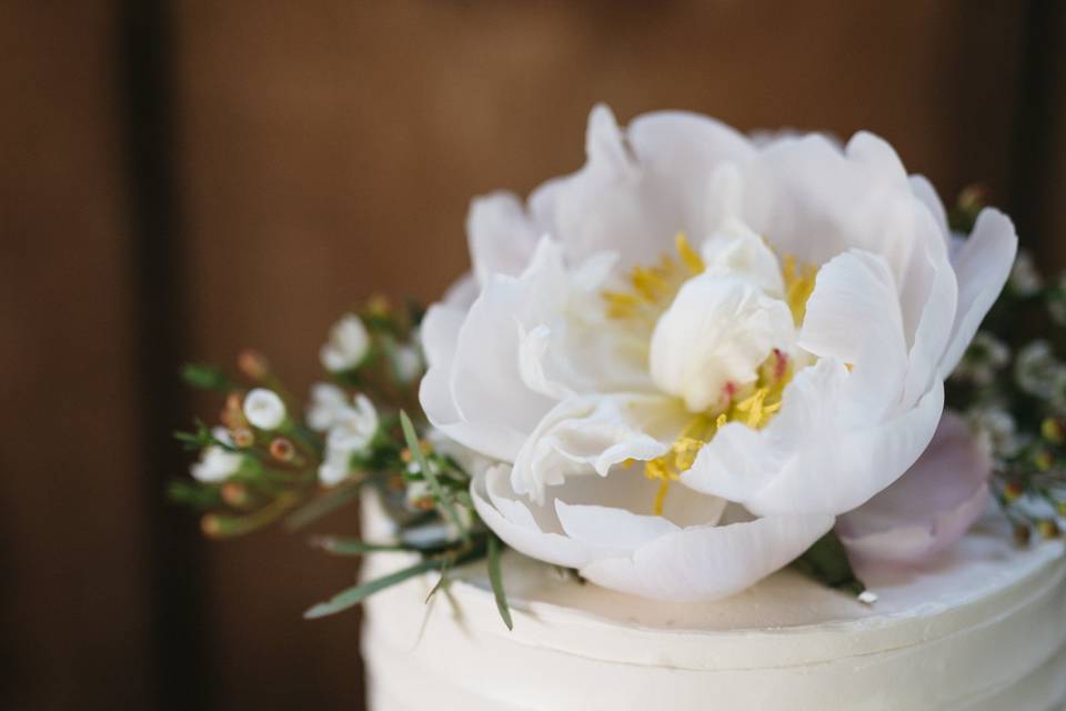 flour! flowers & sweets