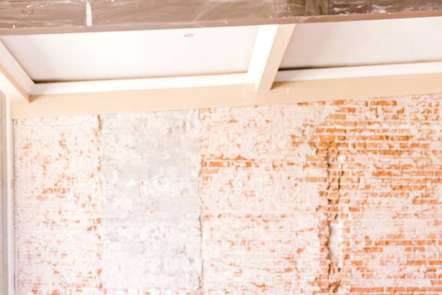 Brick corner in Ballroom