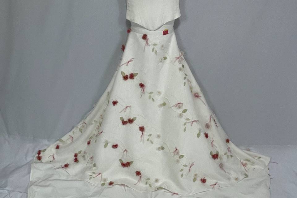 Gown with Roses and Leaves