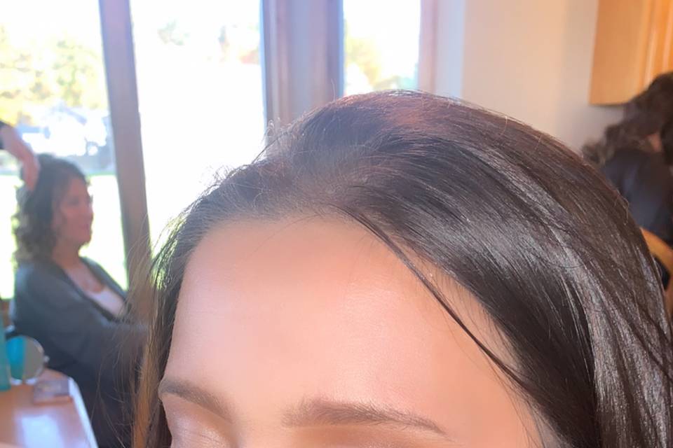 Simple and glowy glam