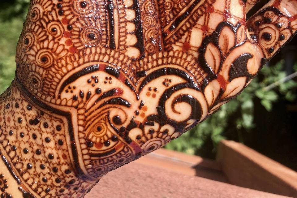 Henna details