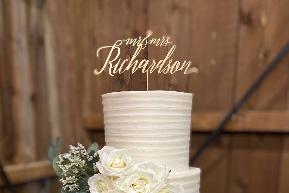 Multi-tiered wedding cake