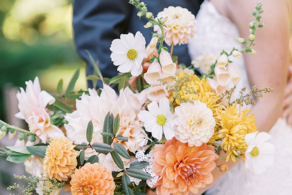 Fall inspired bridal bouquet
