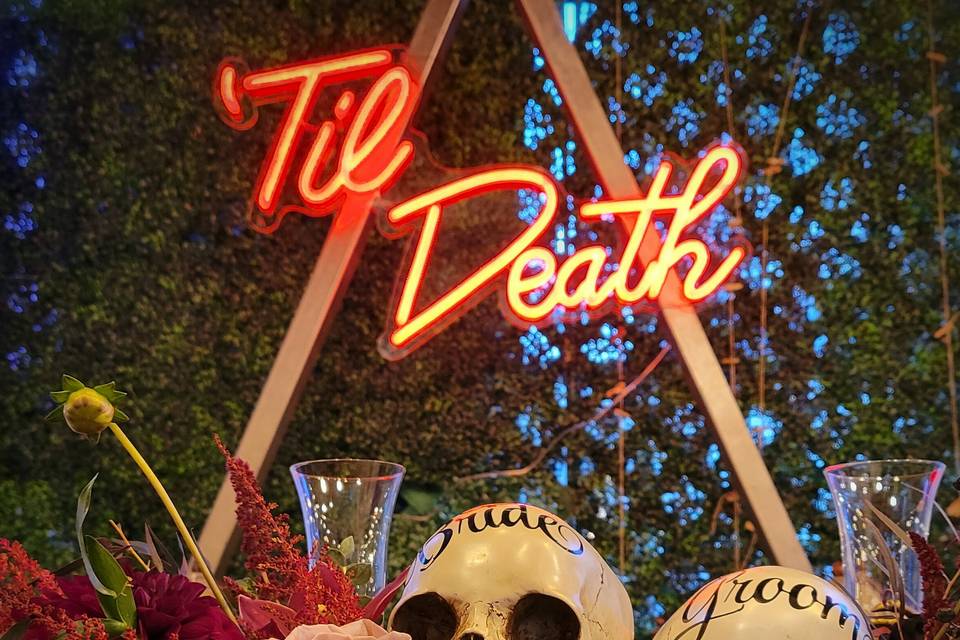 The Art Factory dais table