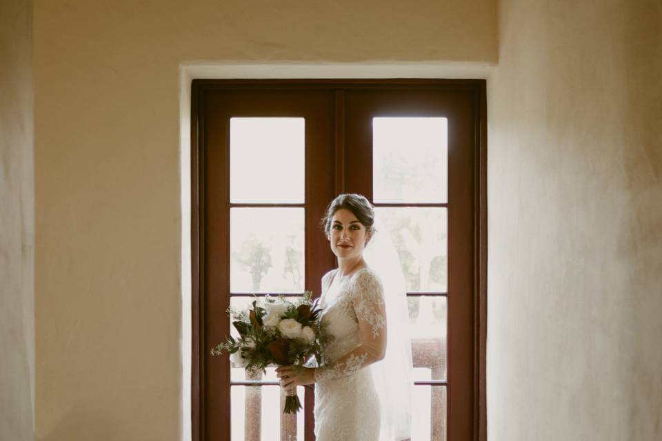 The ready bride | Photo by Andrielle Photography