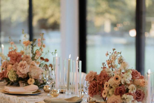 Beautiful decor by Izalena