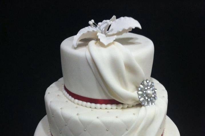 Fondant wedding cake