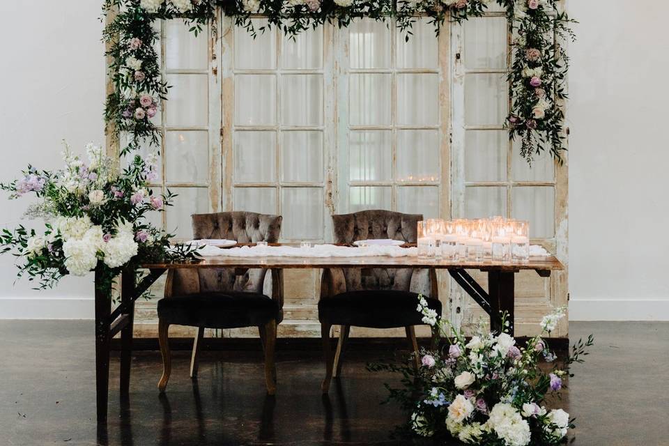 Sweetheart table