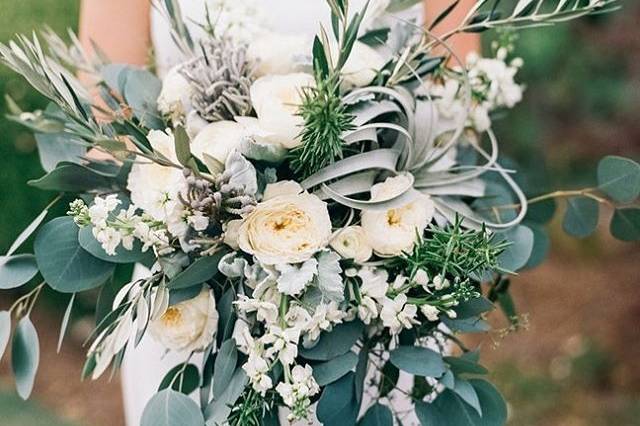 A bouquet of wildflowers