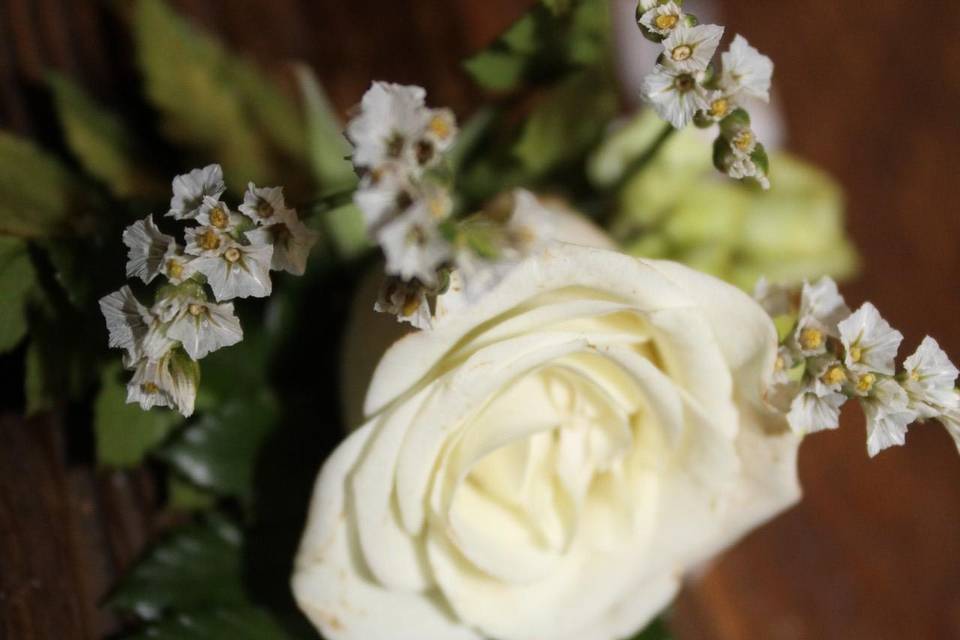 White boutonniere