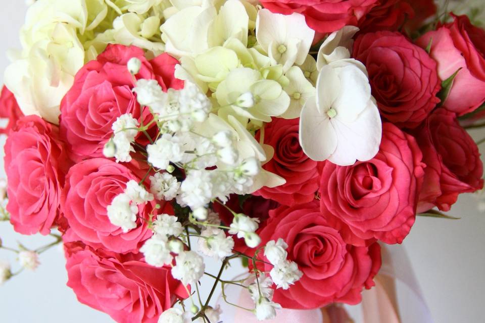 Strawberries and cream bouquet