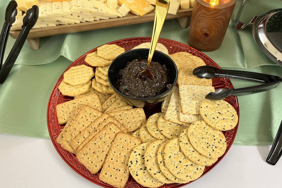 Cracker tray