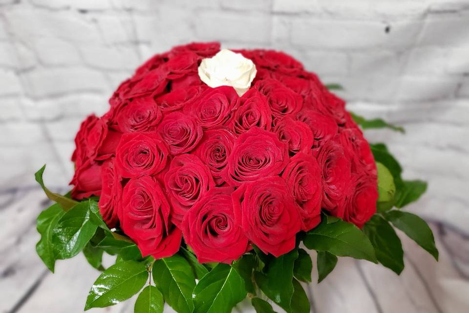 Red roses galore