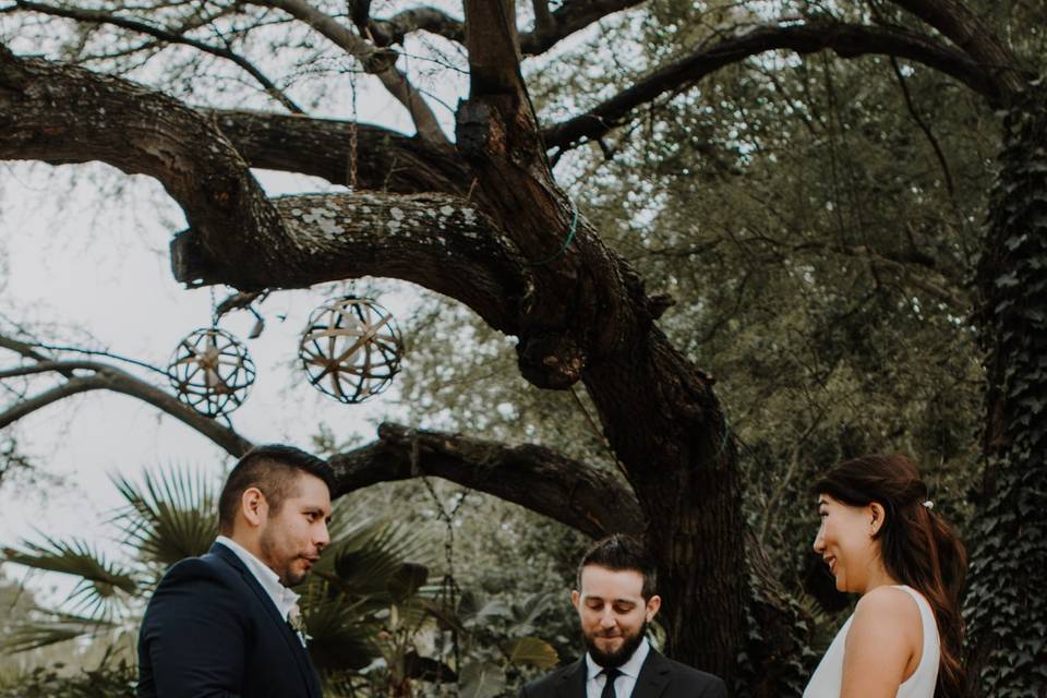 Exchanging their vows - Christy Anna Photography