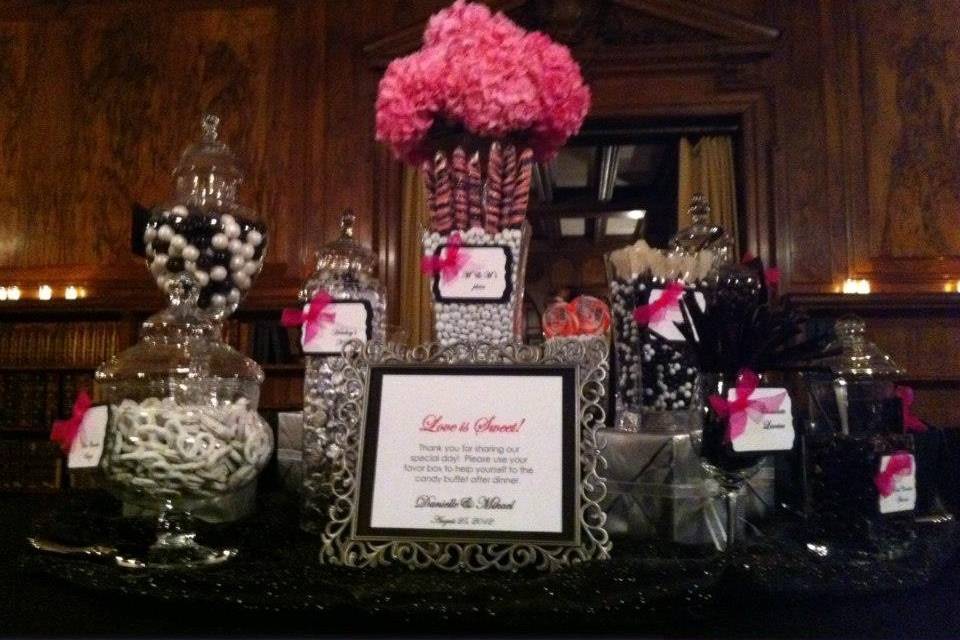 All That Events DJ - Up Lighting - Photo Booth - Candy Buffet