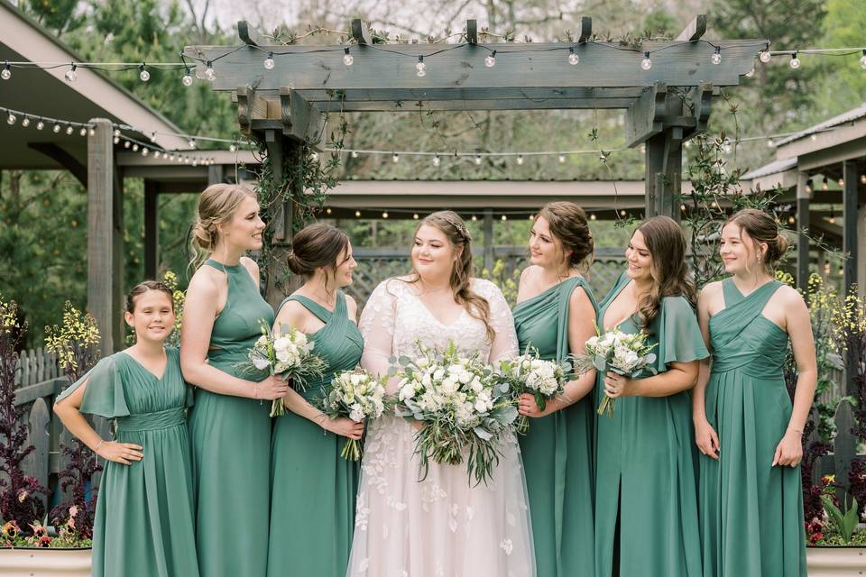 Gorgeous Bride & her BFFs