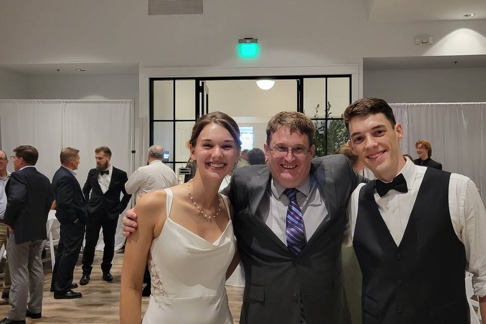 Pic w/the newlyweds