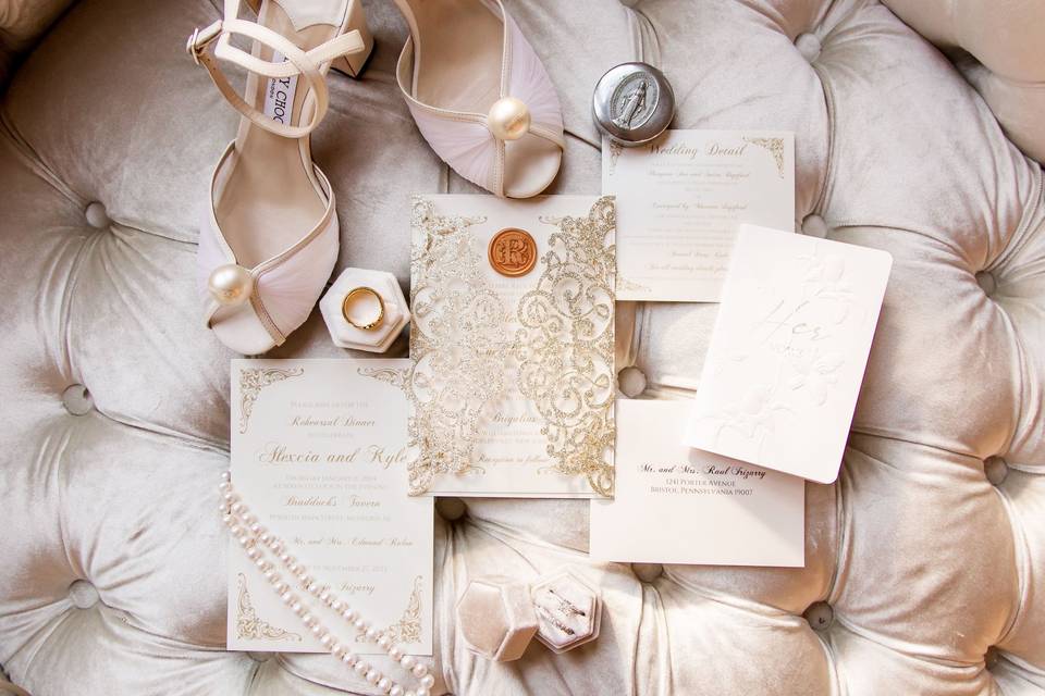 Invitation suite and details