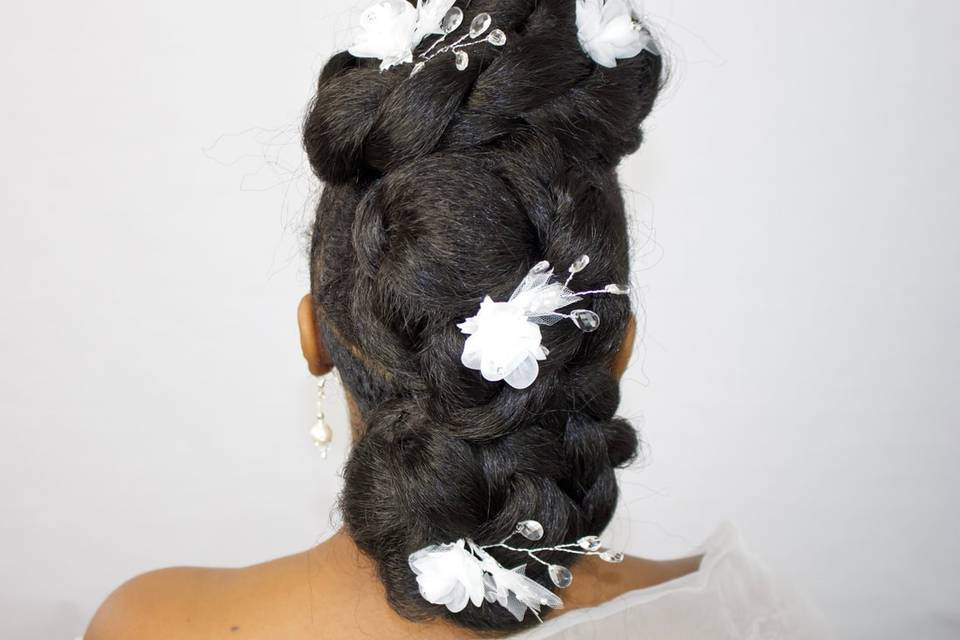 Floral hairpieces